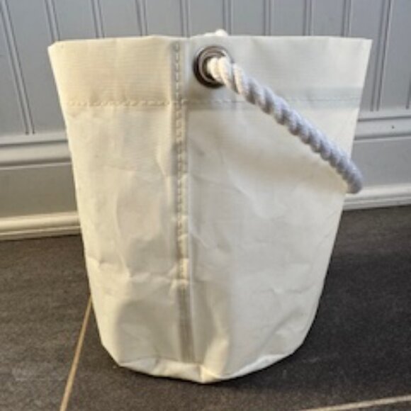 Sea Bags of Maine Blue Bunny Easter Bucket, NWT! - Picture 4 of 4